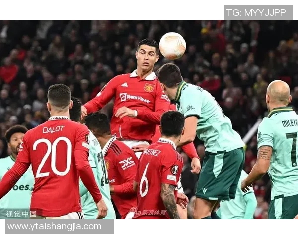 欧联杯精彩对决那不勒斯大胜曼联点球大战点燃全场激情