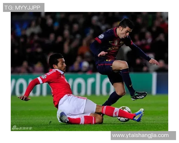 英超精彩对决本菲卡与巴萨战成平局神奇扑救成为全场焦点